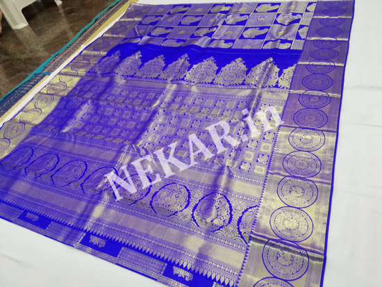 Picture of Checkered Navy Blue Bridal Kancheepuram Handloom Silk Saree